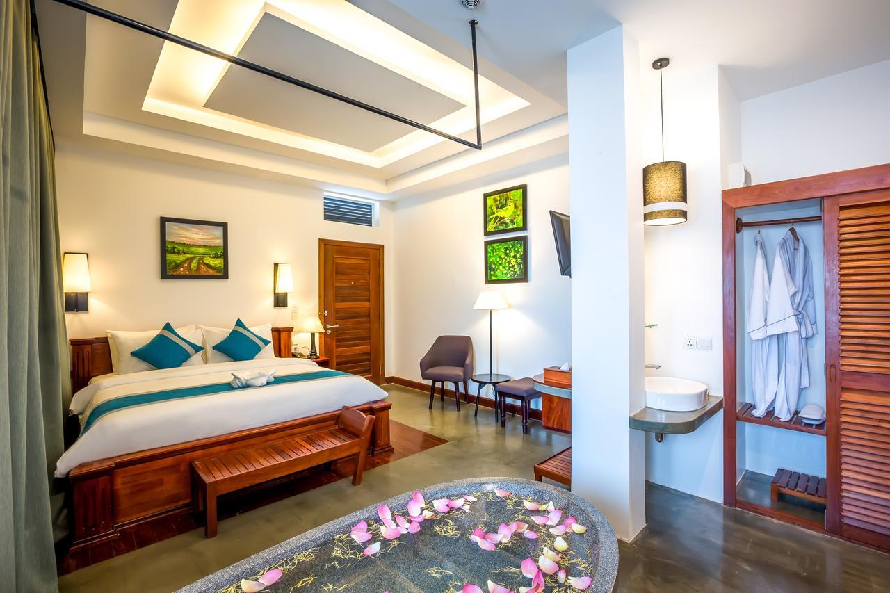 The Tito Suite Residence Sziemreap Kültér fotó